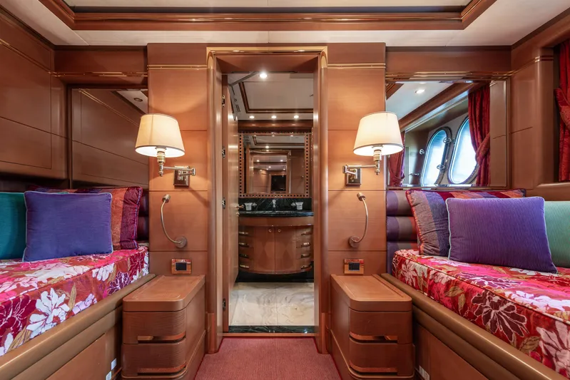 My Sisa Yacht Photos Pics Benetti Vision 145 - MY SISA - For Sale