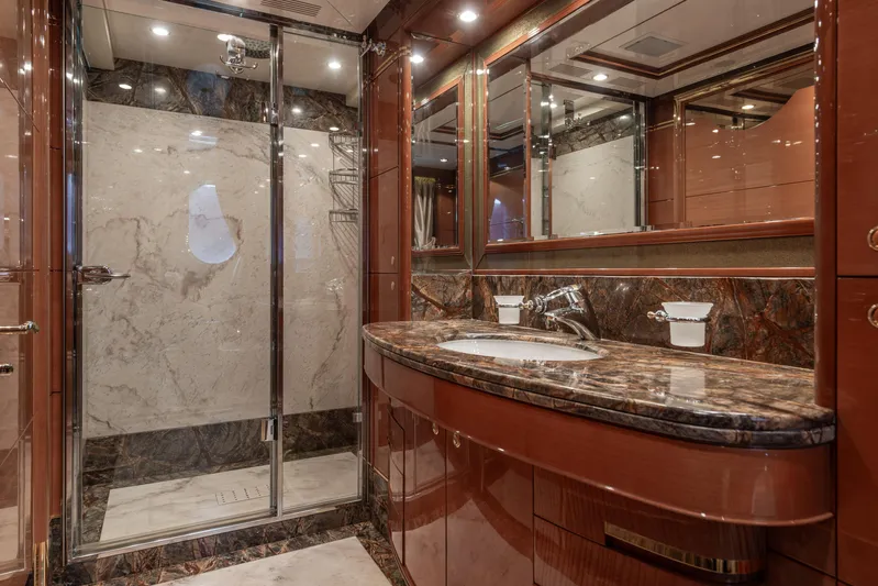 My Sisa Yacht Photos Pics Benetti Vision 145 - MY SISA - For Sale