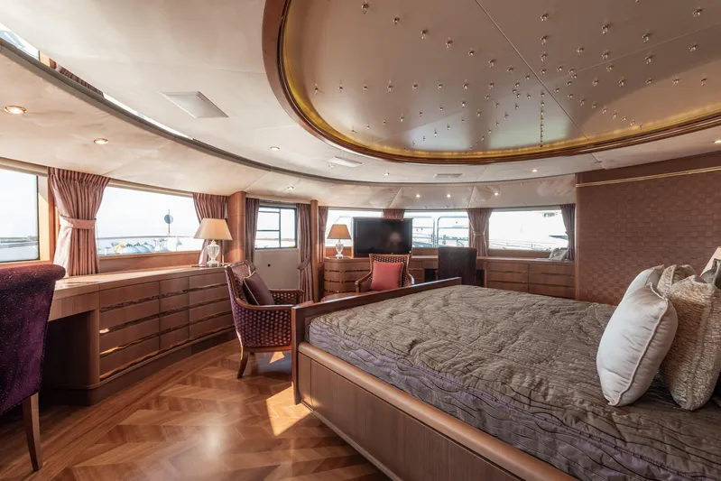 My Sisa Yacht Photos Pics Benetti Vision 145 - MY SISA - For Sale