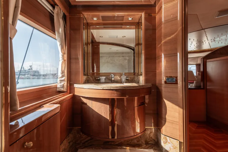 My Sisa Yacht Photos Pics Benetti Vision 145 - MY SISA - For Sale