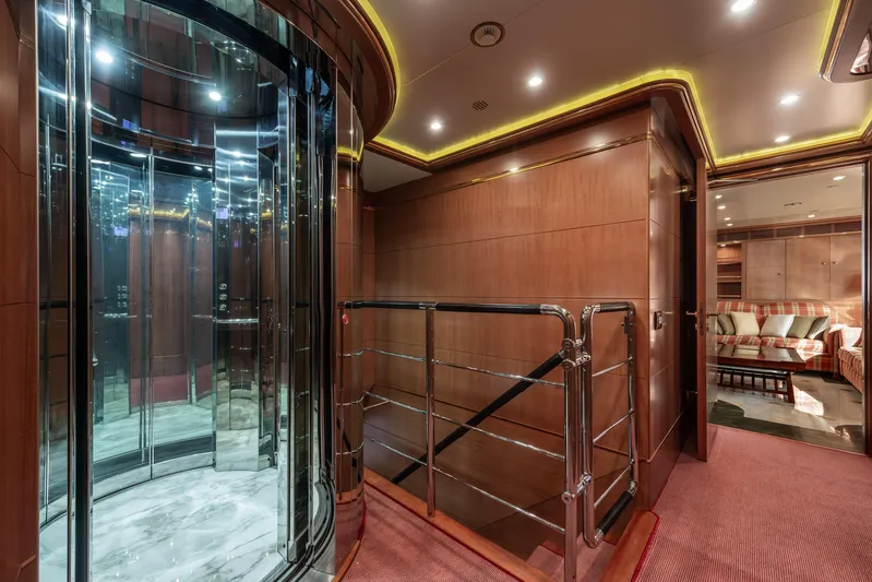 My Sisa Yacht Photos Pics Benetti Vision 145 - MY SISA - For Sale