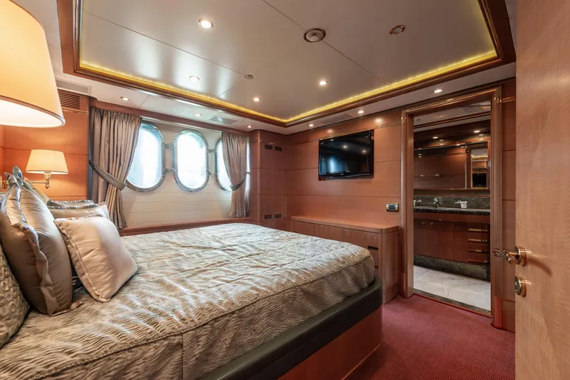 My Sisa Yacht Photos Pics Benetti Vision 145 - MY SISA - For Sale