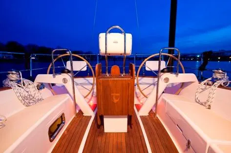 Tangaroa Yacht Photos Pics Manufacturer Provided Image