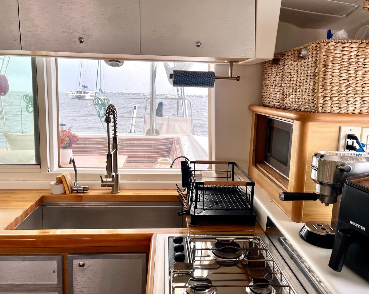 2009 Lagoon 42 