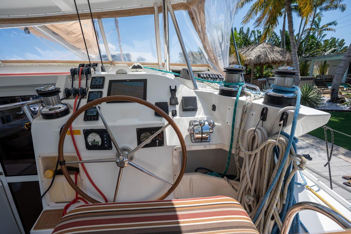 2009 Lagoon 42 