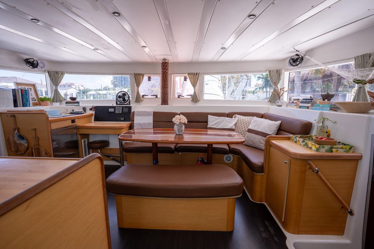 2009 Lagoon 42 