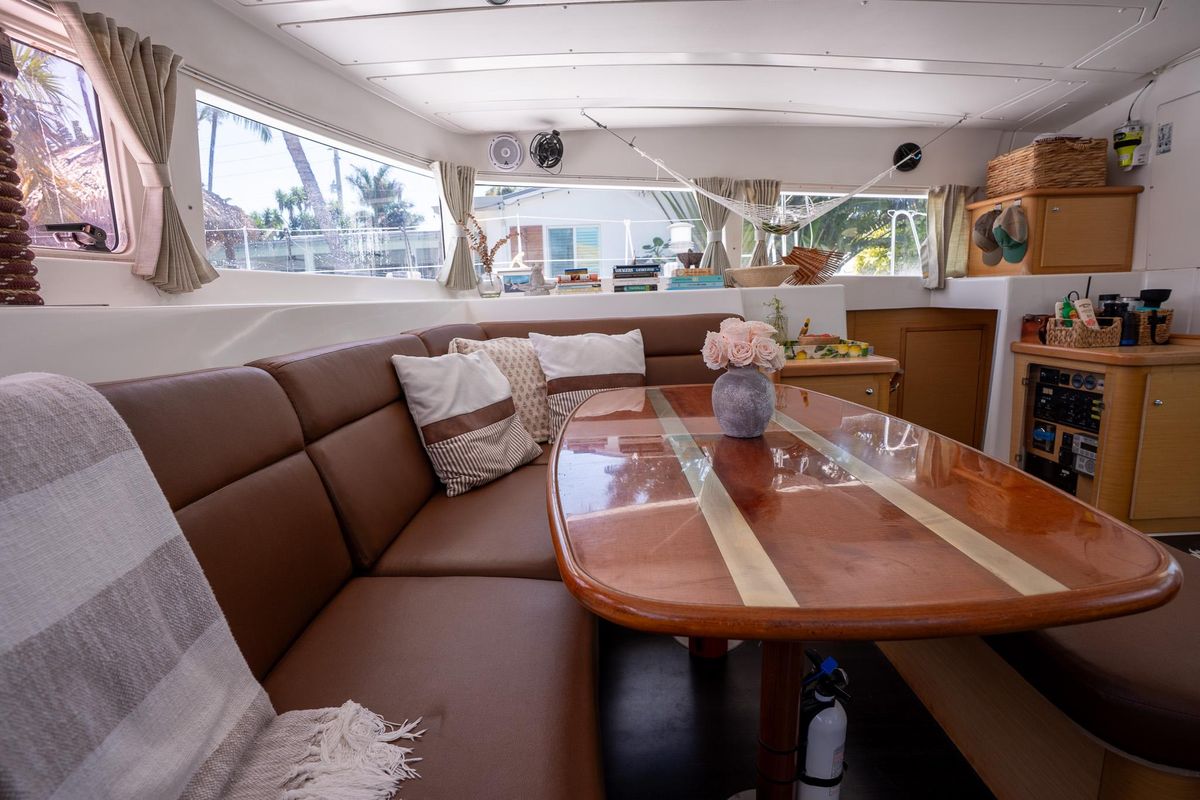 2009 Lagoon 42 