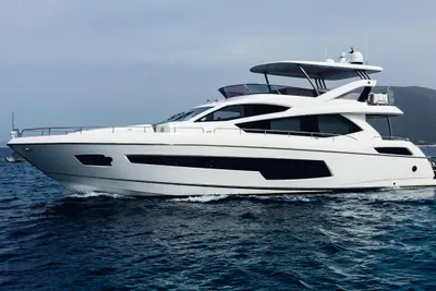 Sunseeker 75 Yacht