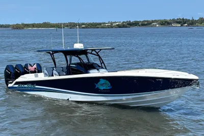 Nor-Tech 390 Sport Center Console