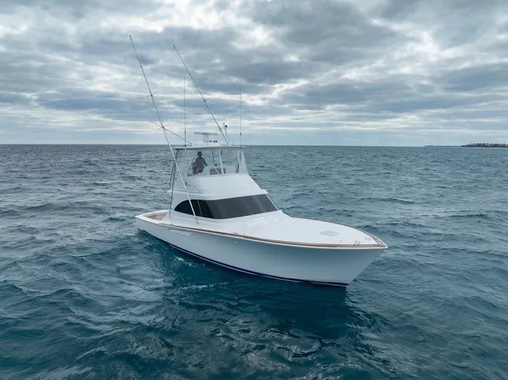 2026 Viking 46bf Yacht Photos Pics Viking 46 Billfish quartering to Starboard profile