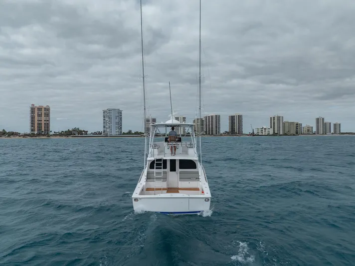 2026 Viking 46bf Yacht Photos Pics Viking 46 Billfish Transom from the Drone