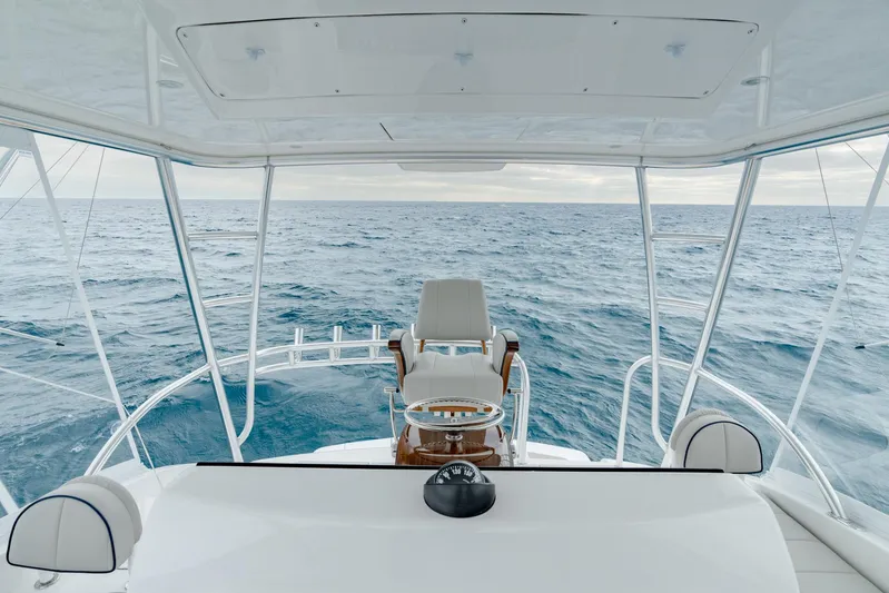 2026 Viking 46bf Yacht Photos Pics Viking 46 Billfish Helm