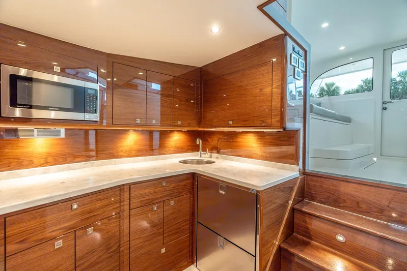 2026 Viking 46bf Yacht Photos Pics Viking 46 Billfish Galley