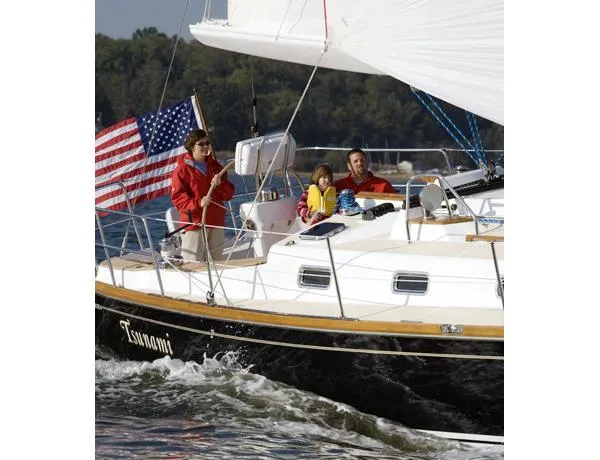 Bella Yacht Photos Pics 