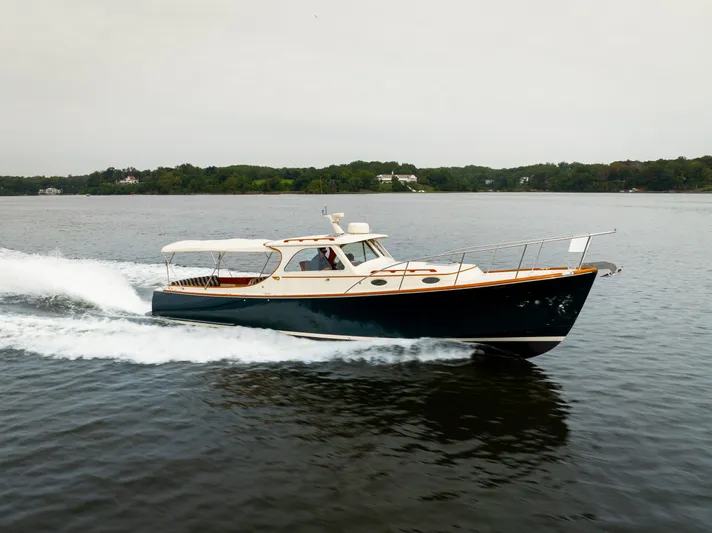 Smoke On The Water Yacht Photos Pics 