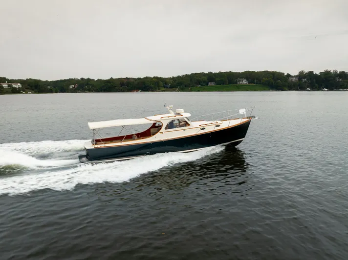 Smoke On The Water Yacht Photos Pics 