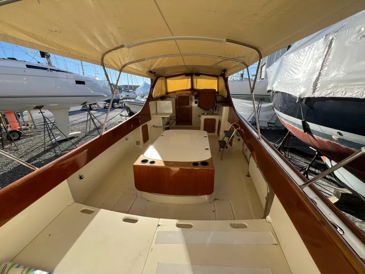 Smoke On The Water Yacht Photos Pics 