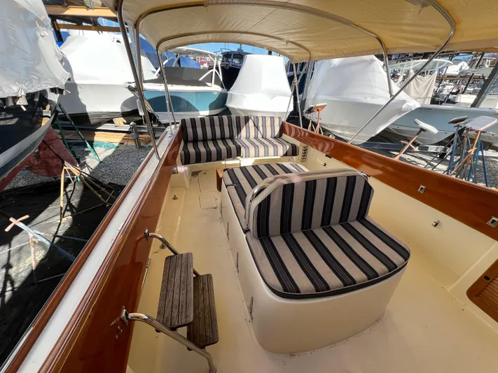 Smoke On The Water Yacht Photos Pics 