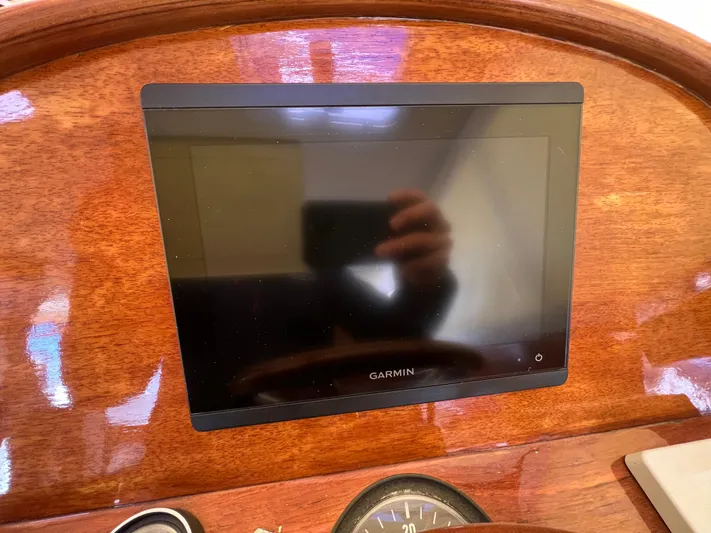 Smoke On The Water Yacht Photos Pics 