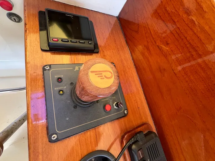 Smoke On The Water Yacht Photos Pics 