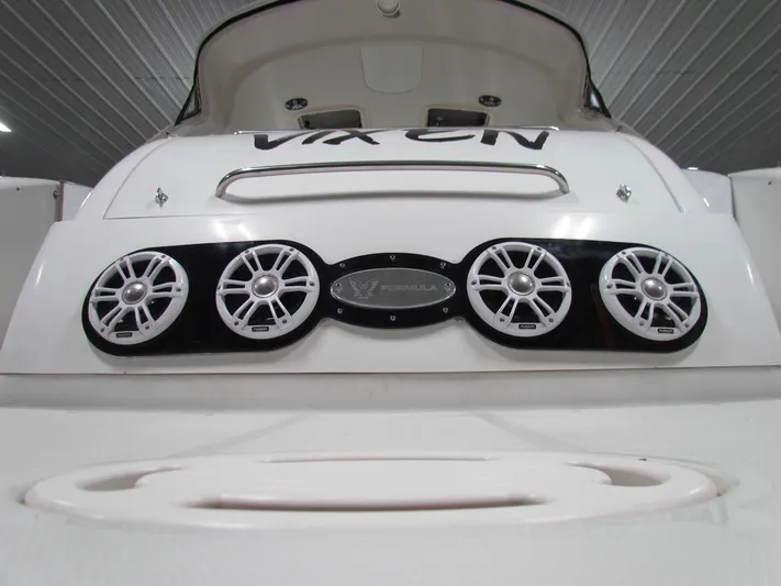 Vixen Yacht Photos Pics 