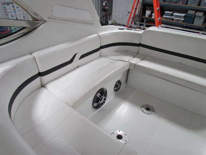 Vixen Yacht Photos Pics 