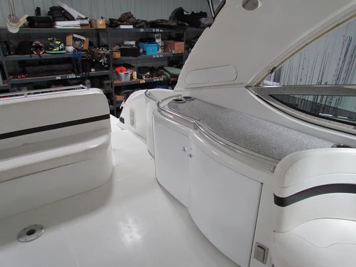 Vixen Yacht Photos Pics 