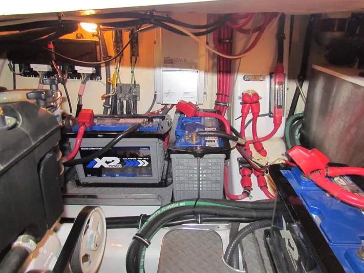 Vixen Yacht Photos Pics 