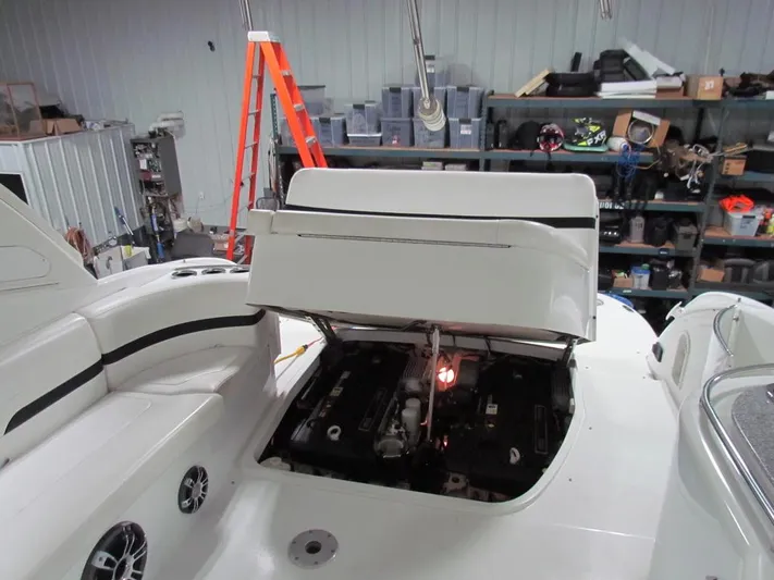 Vixen Yacht Photos Pics 