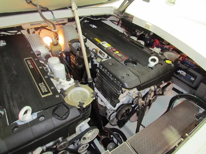 Vixen Yacht Photos Pics 