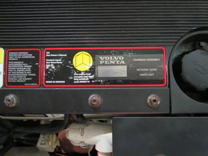 Vixen Yacht Photos Pics 