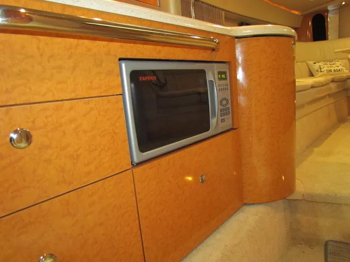 Vixen Yacht Photos Pics 