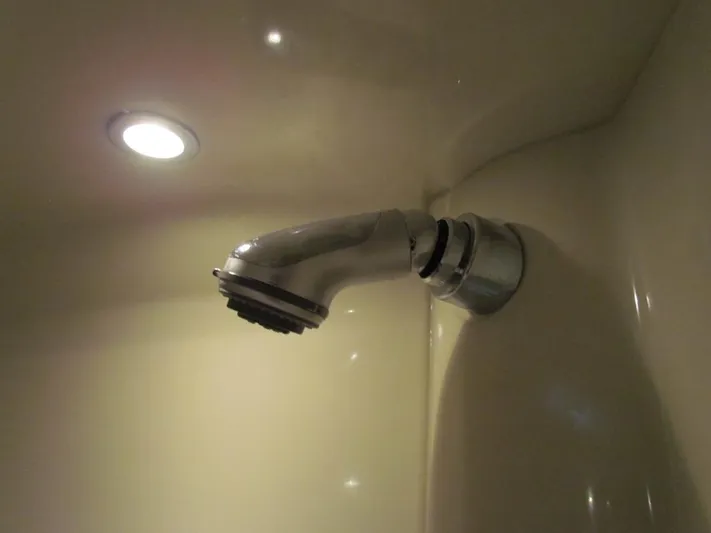 Vixen Yacht Photos Pics 