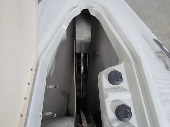 Vixen Yacht Photos Pics 