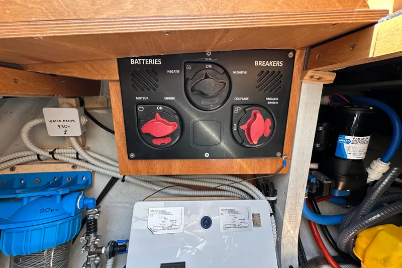  Yacht Photos Pics Electrical panel of a 2018 Lagoon 40 catamaran, featuring battery and breaker controls.