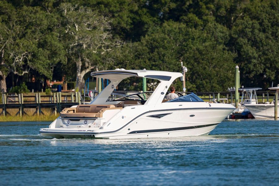 2017 Sea Ray SLX 310