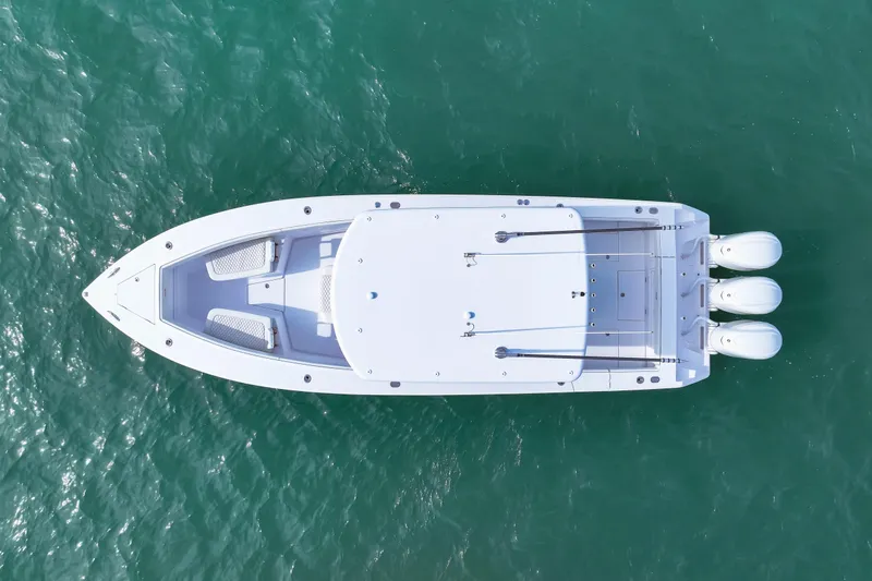 Ursus Yacht Photos Pics Jupiter 34 HFS 2025 Profile Photo Sarasota, FL Nov 2025