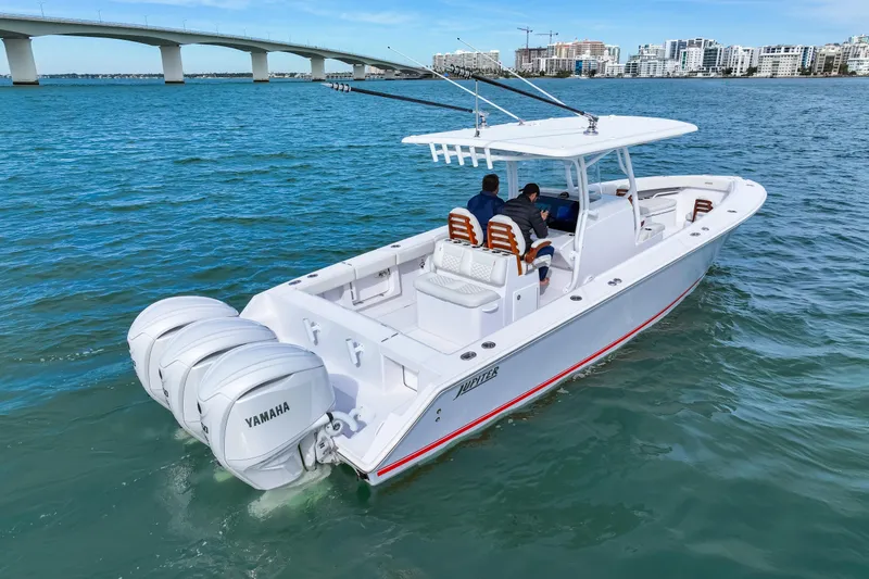 Ursus Yacht Photos Pics Jupiter 34 HFS 2025 Profile Photo Sarasota, FL Nov 2025