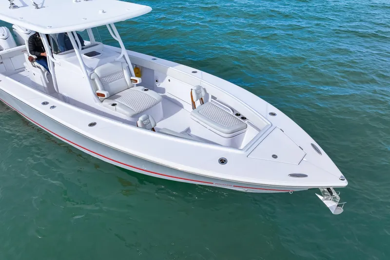 Ursus Yacht Photos Pics Jupiter 34 HFS 2025 Profile Photo Sarasota, FL Nov 2025