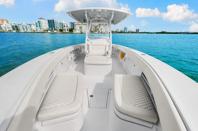 Ursus Yacht Photos Pics Jupiter 34 HFS 2025 Forward Seating