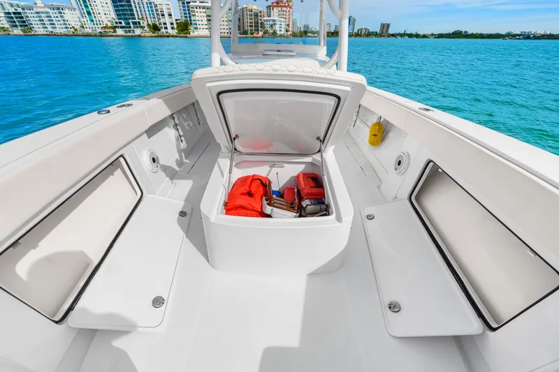 Ursus Yacht Photos Pics Jupiter 34 HFS 2025 Forward Seating Storage