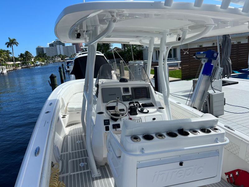 2013 Intrepid 327 Center Console