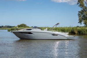 Cranchi Endurance 30
