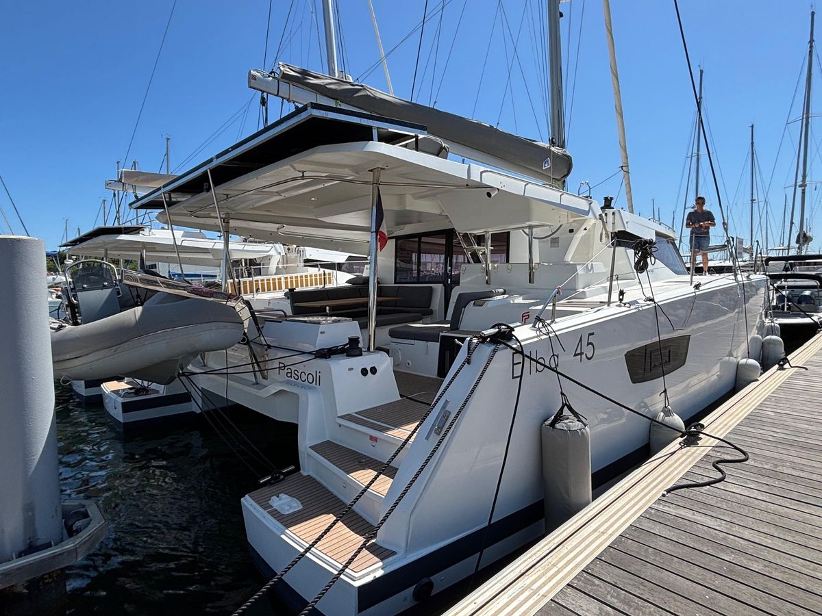 2022 Fountaine Pajot 44 