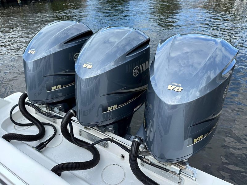 2017 Invincible 42 Center Console REPOWERED