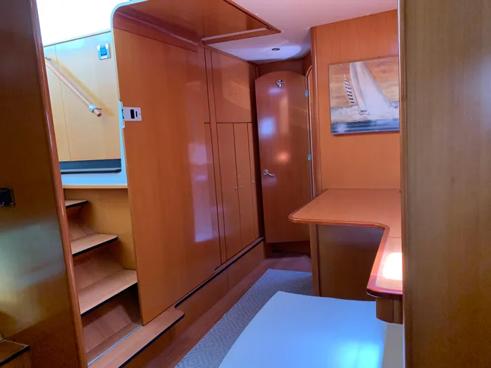 Doris Yacht Photos Pics 