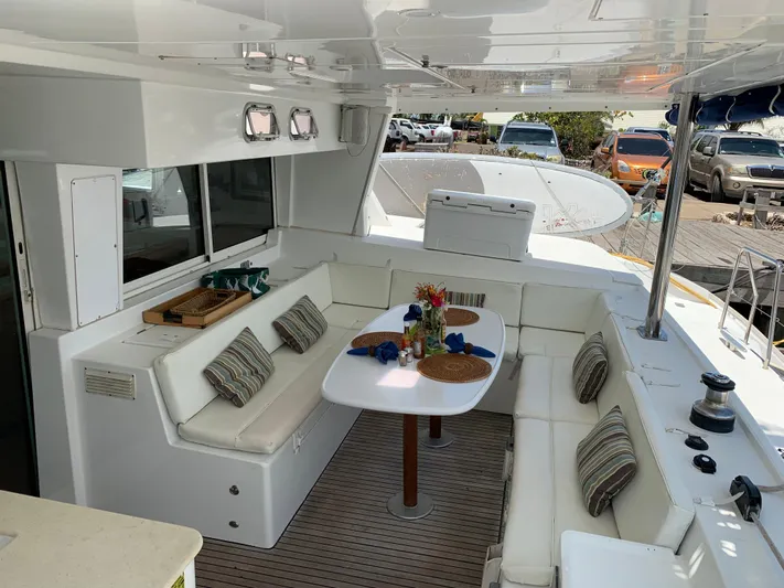 Doris Yacht Photos Pics 