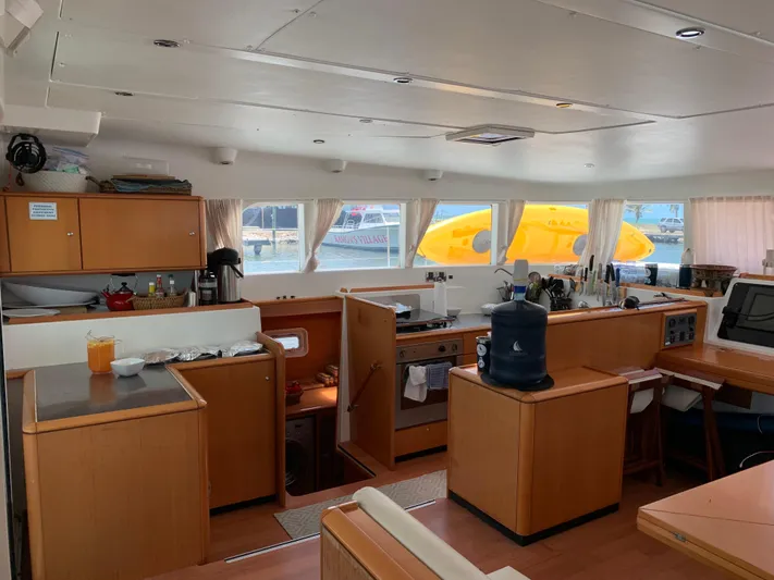 Doris Yacht Photos Pics 