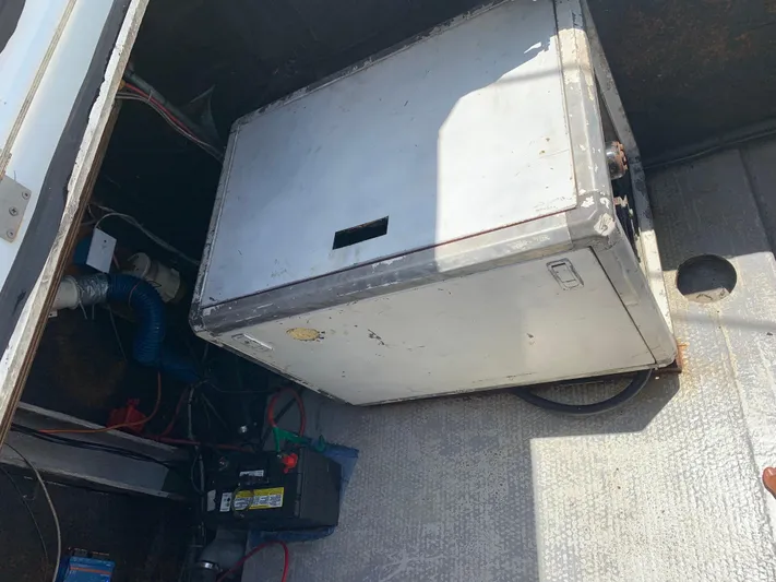 Doris Yacht Photos Pics 