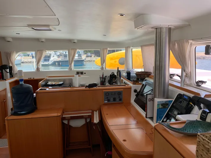 Doris Yacht Photos Pics 